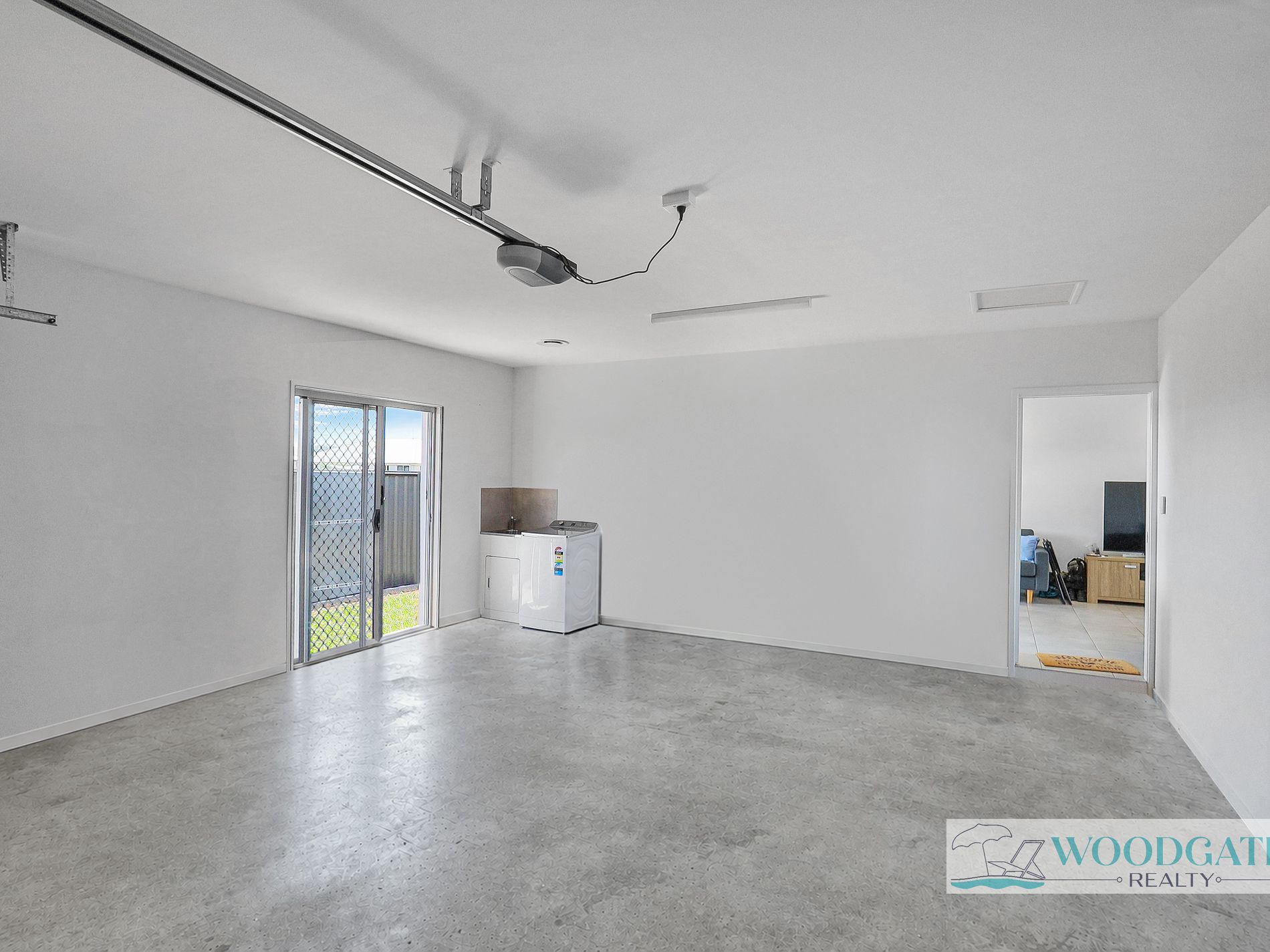 2 / 79 Frizzells Rd Woodgate, Woodgate