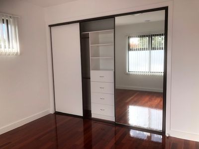 2 / 32 Blackburn Road, Doncaster East