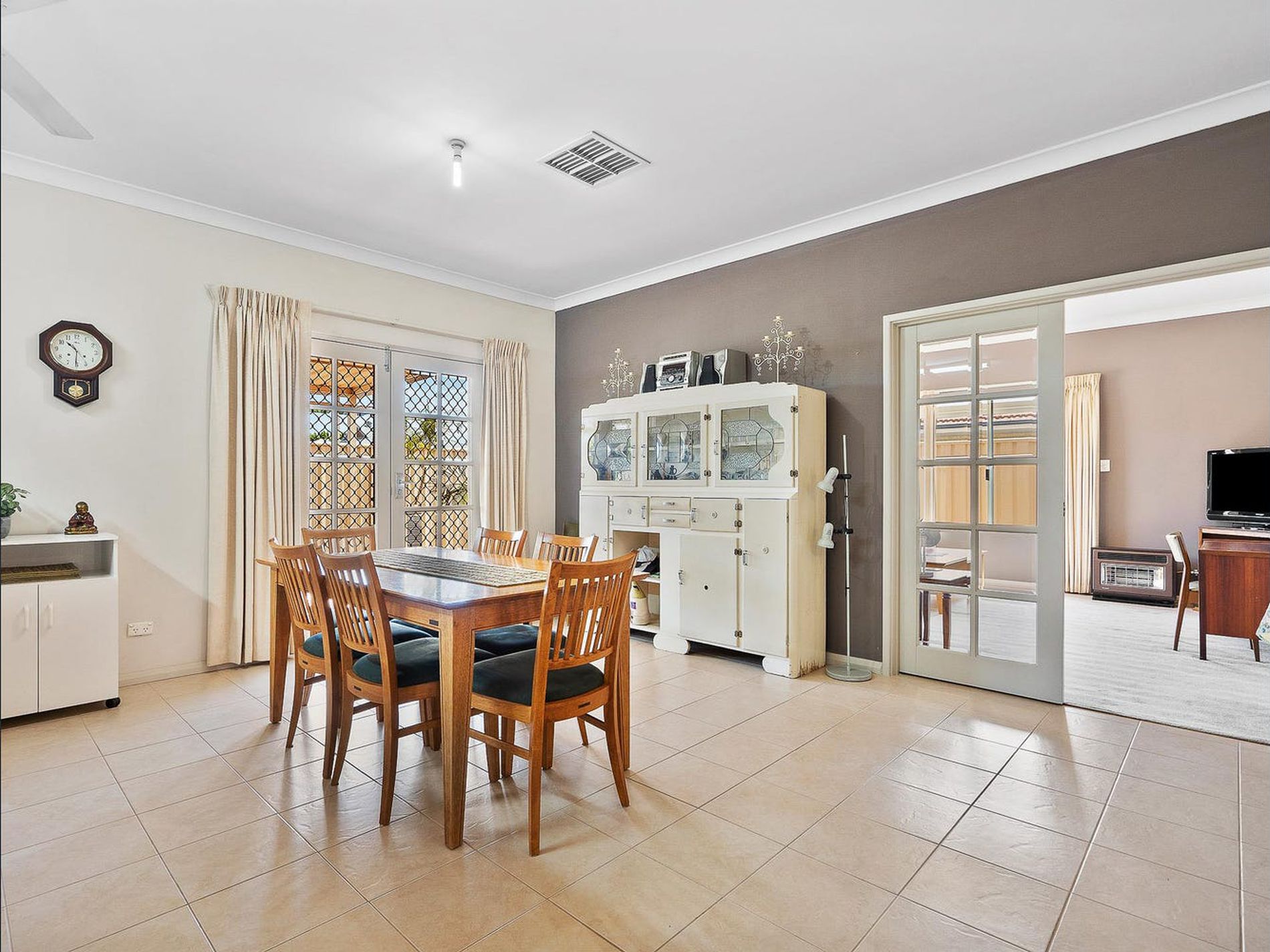 39 Moojebing Street, Bayswater