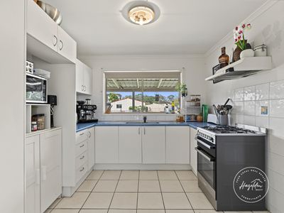 17 Maleny Street, Landsborough