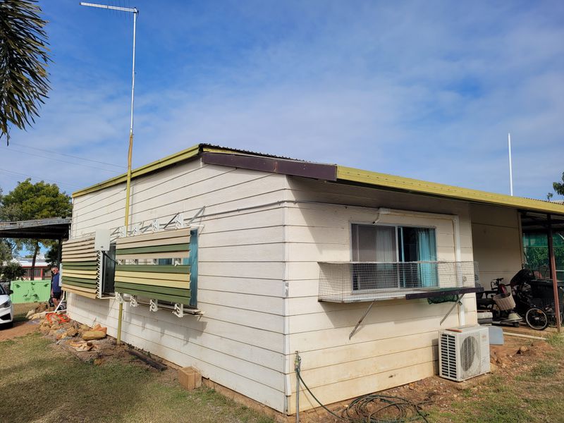 6 SUNRISE ROAD, Sapphire Central