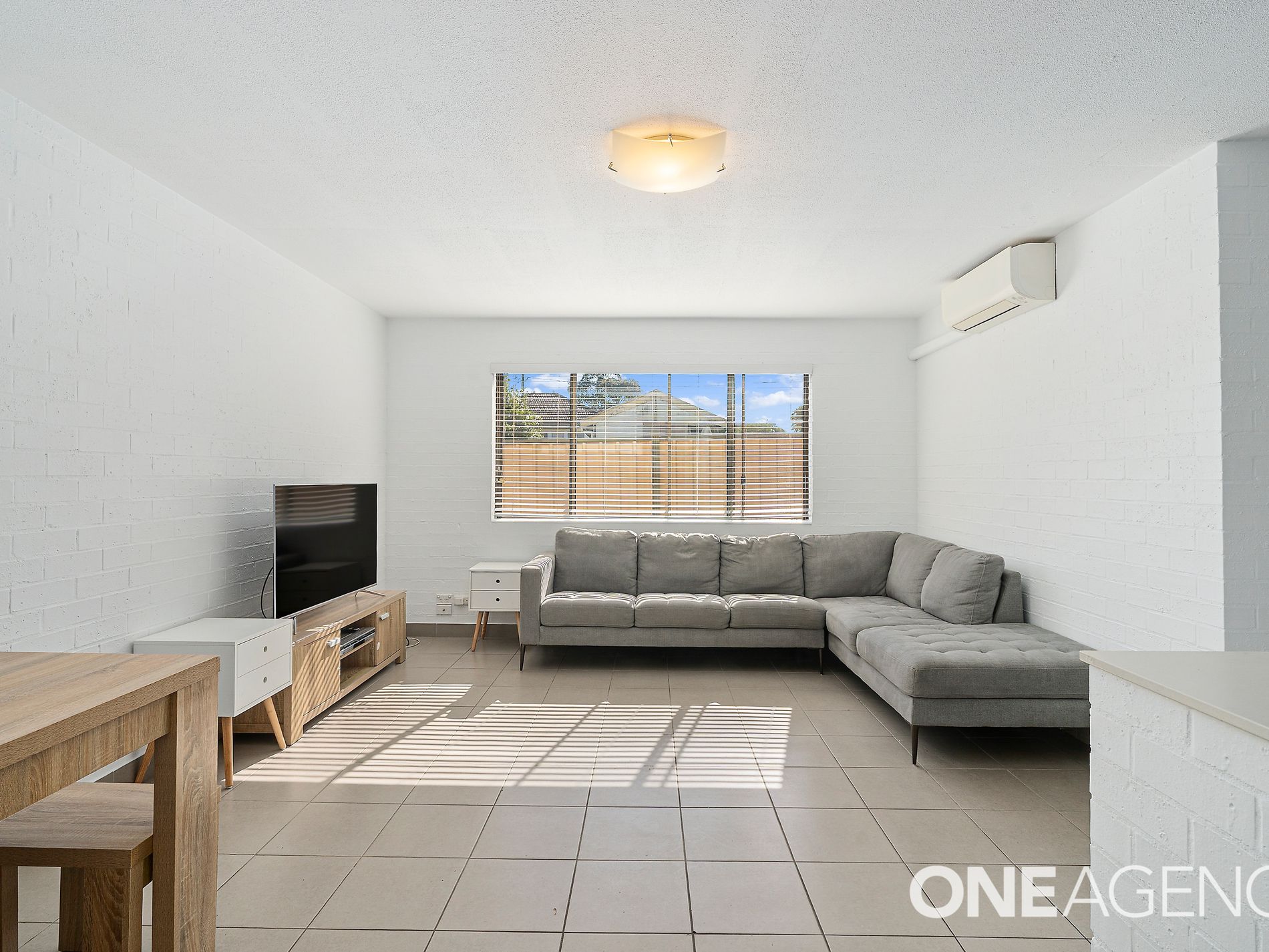 5 / 5-7 Bowen Street , Huskisson