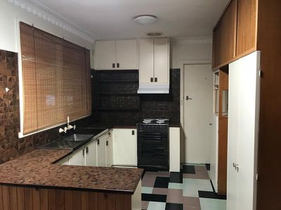 34 Second Avenue, Box Hill North