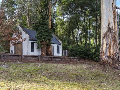26 Douglas Road, Mount Macedon