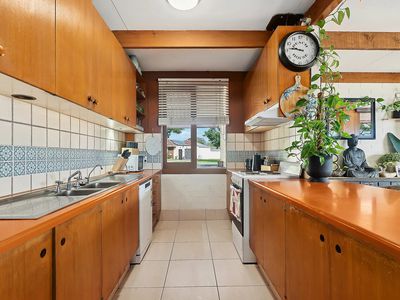 11 Helenor Crescent, Narrandera