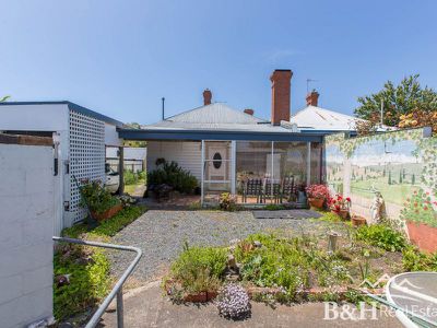 28 Victoria Parade, Devonport