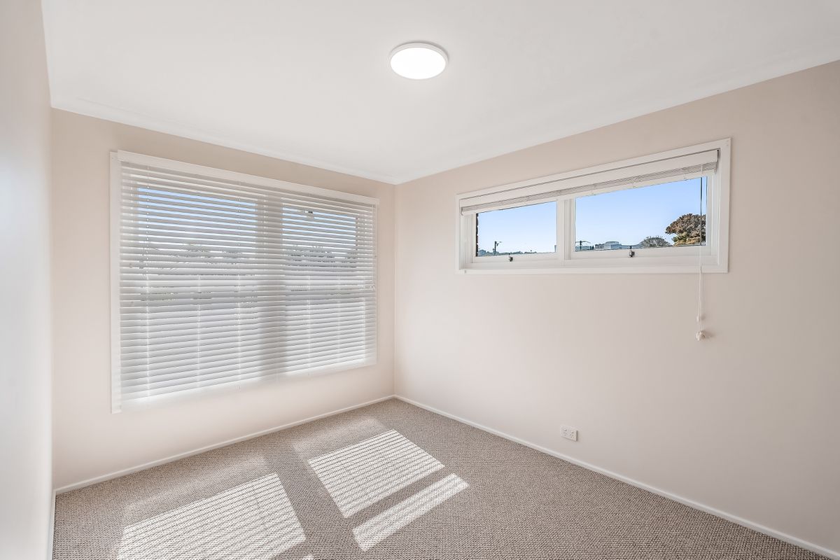 16 Eden Place, Girards Hill