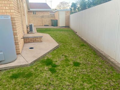 1 / 2-4 Ken Payne Place, Parkes