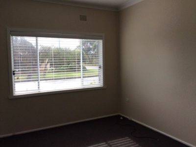 4 / 19 Ocean Street, Windang