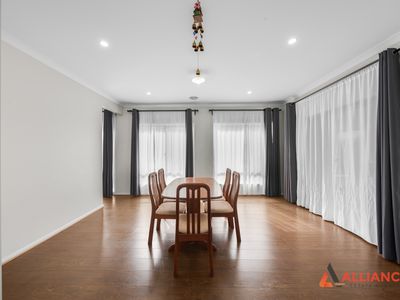 2 Riverine Street, Wollert