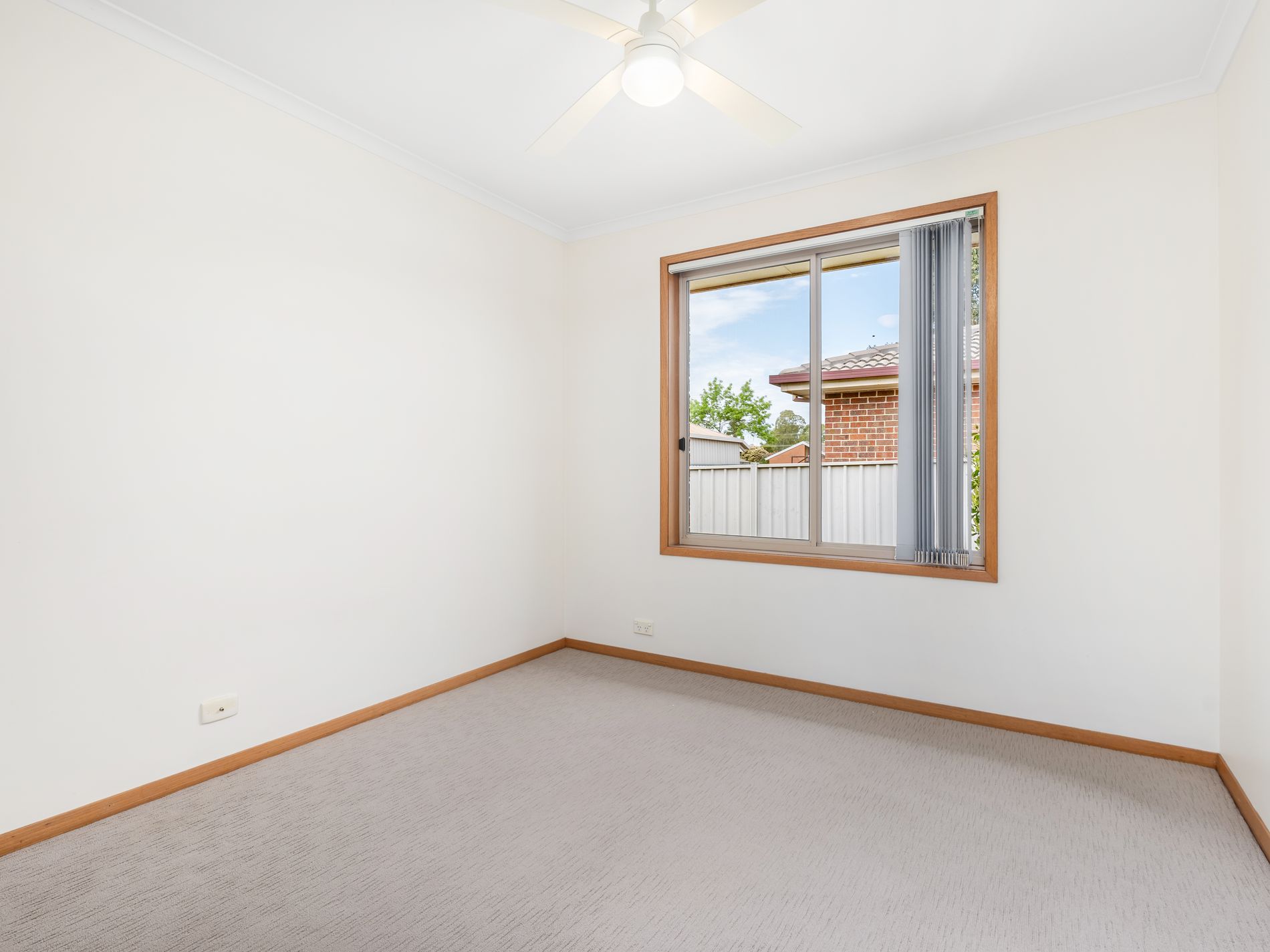 2 / 404 LAWRENCE STREET, Wodonga
