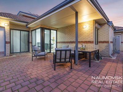 4 / 1 Ravenswood Drive, Nollamara