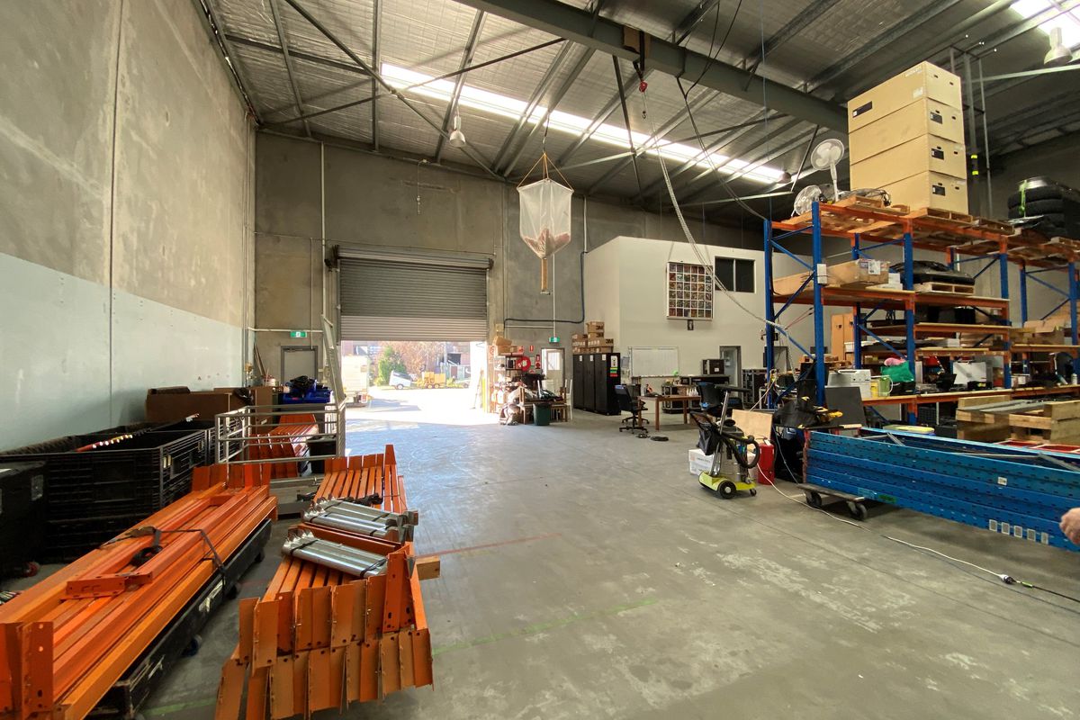 11 Resolution Drive, Caringbah