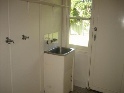 23 Wybalena Avenue, Koonawarra