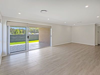 33 Bayswood Avenue, Vincentia