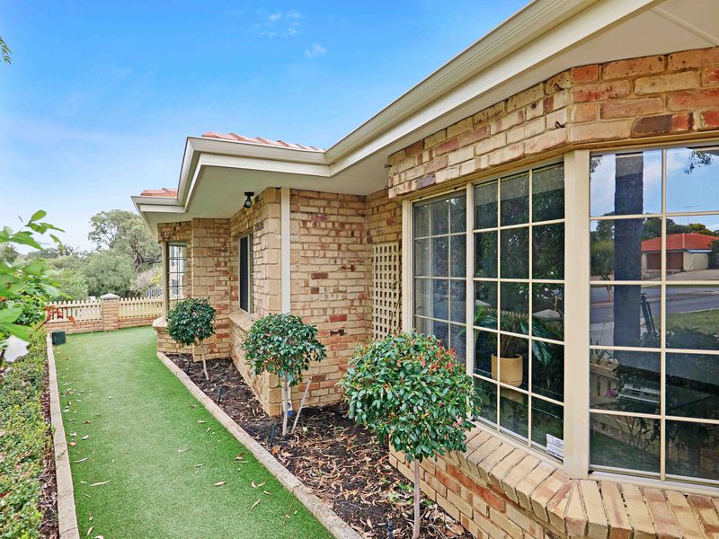 36 Bussell Road, Wembley Downs