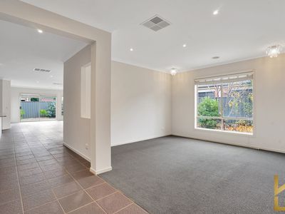 3 Cogley Street, Manor Lakes