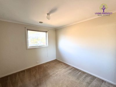 8 Turnstone Drive, Point Cook