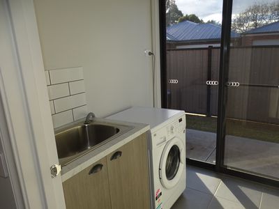 12 / 1-3  Racecourse road , Nagambie