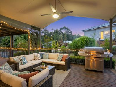 12 MCEVOY LANE, Yackandandah