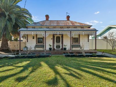 64 Oak Street, Seymour