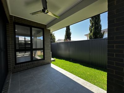 51 Melton Circuit, Gregory Hills
