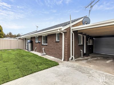 unit 3 / 5 White Street, Kilmore