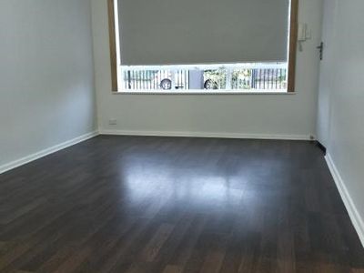 4 / 3-5 Hargreaves Crescent, Braybrook