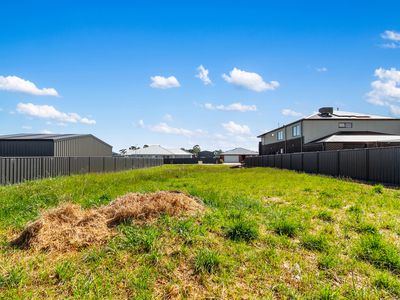 4 Centra Drive, Sale