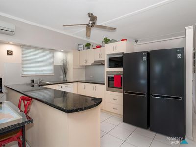 9 Turquoise Close, Bayview Heights