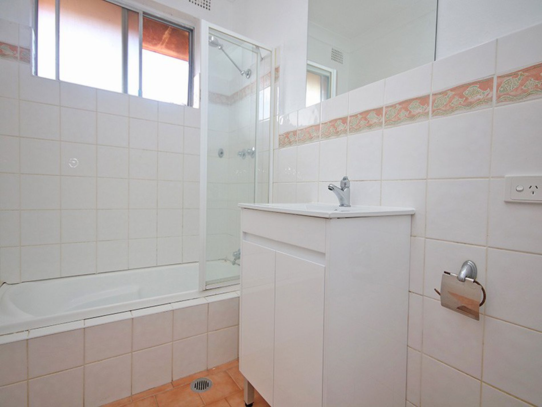 10 / 87 Hampden Road, Lakemba