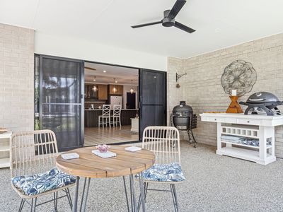 6 Jordan Close, Urangan
