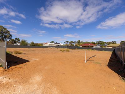 Lot 208, 1-5 Warrigal Avenue, Murray Bridge East