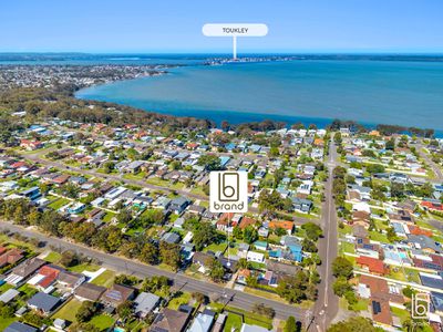 1 Swan Street, Kanwal