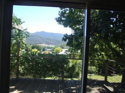29 Bogong Avenue , Mount Beauty