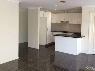 33 Wild Cherry Avenue, Pakenham