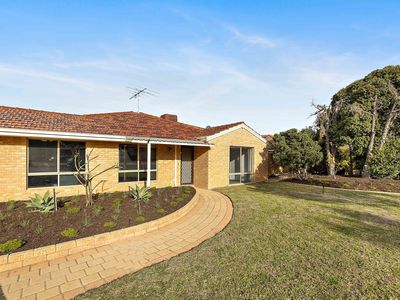 122 Glencoe Loop, Kinross