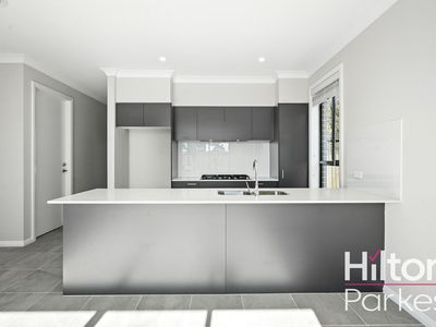 53 Alroy Crescent, Hassall Grove