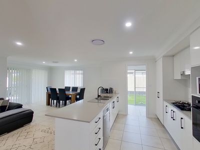 24 Drysdale Close, Dubbo
