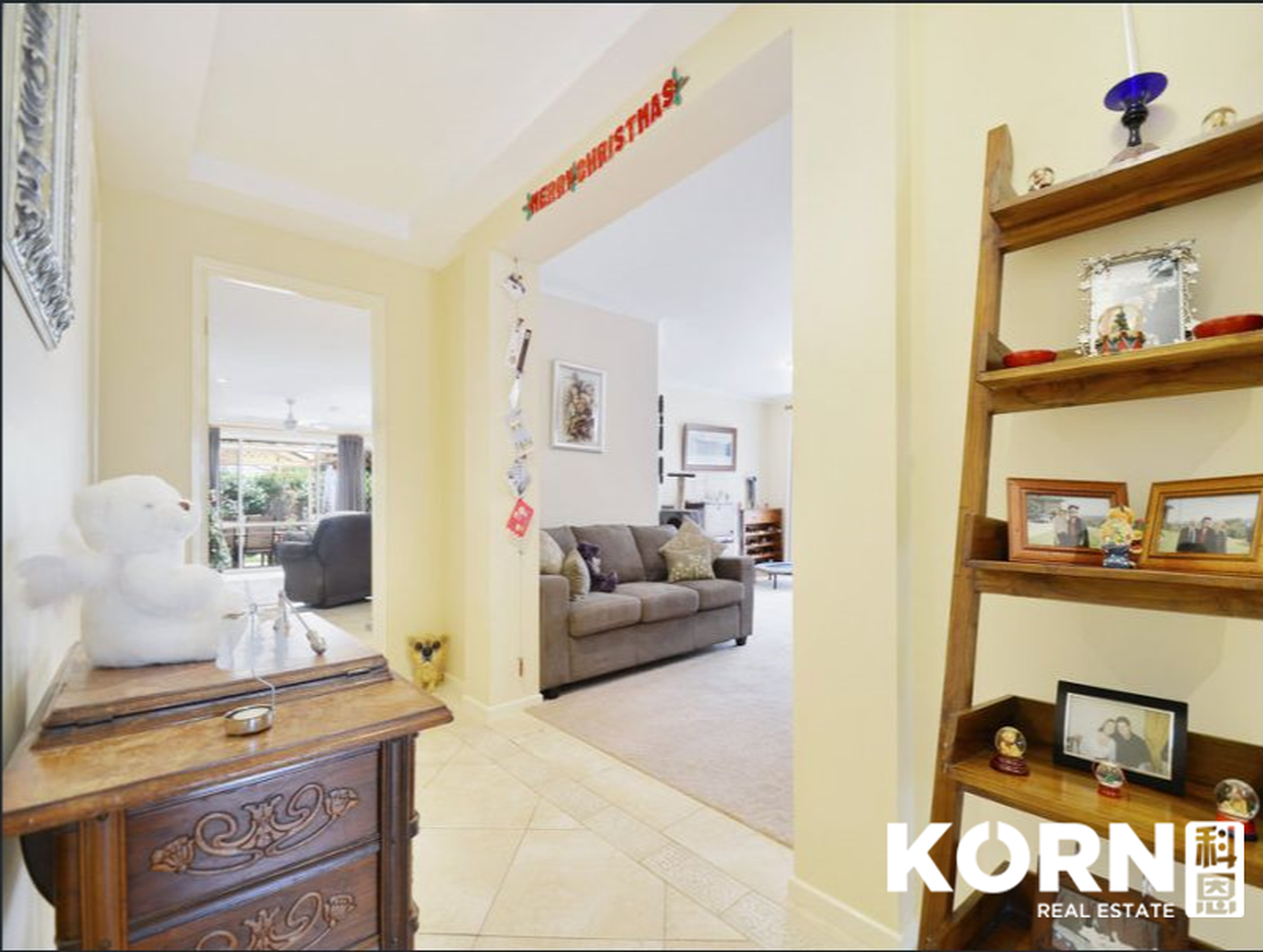 8 Rockingham Drive, Lightsview