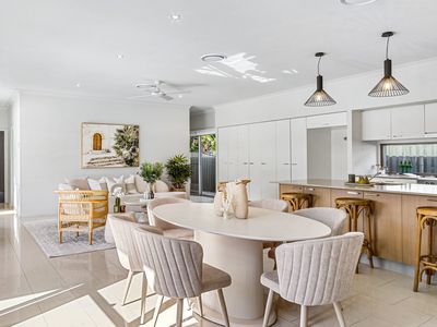 1 Swan Court, Wakerley