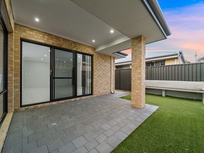 3 Yakka Way, Wandi