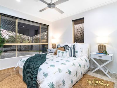 11 Monroe Court, Oxenford