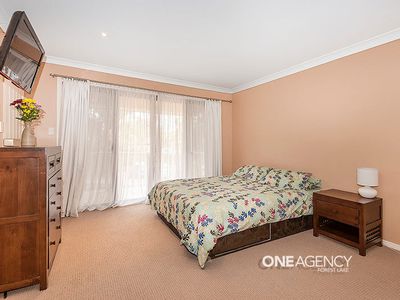 34 Mapleton Cr, Forest Lake