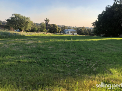 14 Hicks Road, Kelmscott