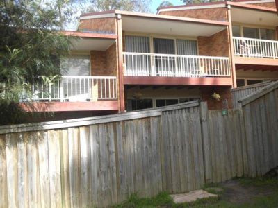 4 / 10 Albert  St, Ourimbah