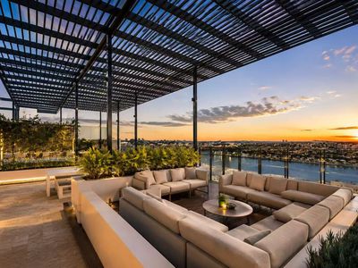 1203 / 12 Cunningham Street, Newstead