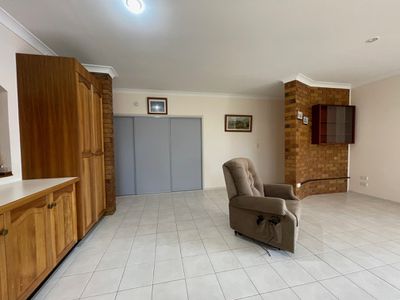 9 Rohan Way, Kawungan