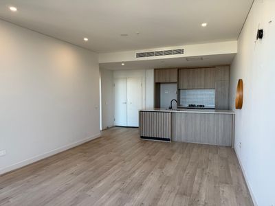 2207 / 14 Hill Road, Wentworth Point