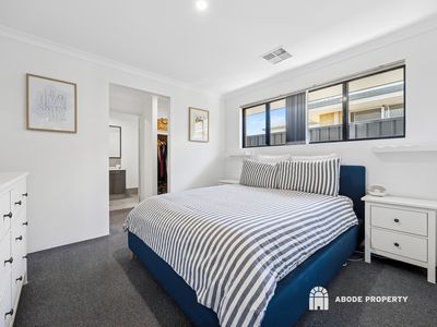 23 Chesterfield Terrace, Hilbert